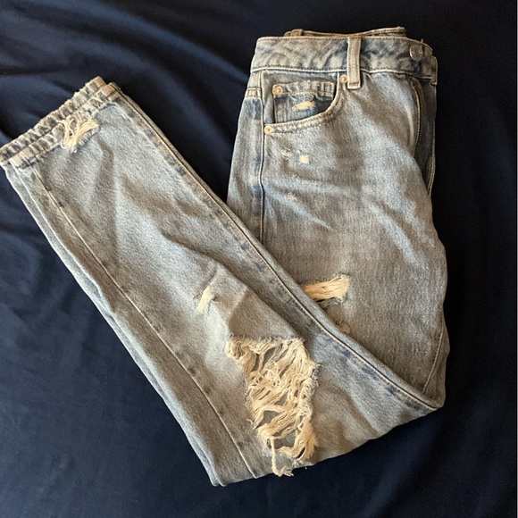 Garage Ripped Mom Jeans - Picture 2 of 7